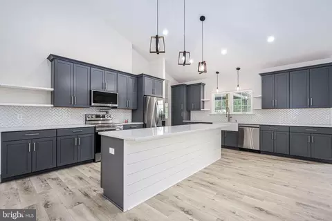 6102 Zachary Taylor Hwy, Mineral, VA 23117