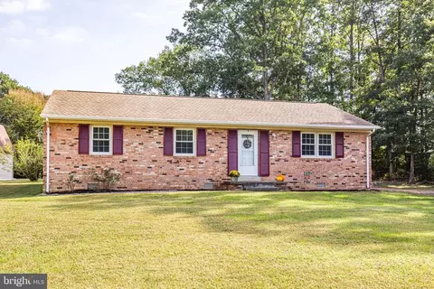 10607 Rollingwood Dr, Fredericksburg, VA 22407