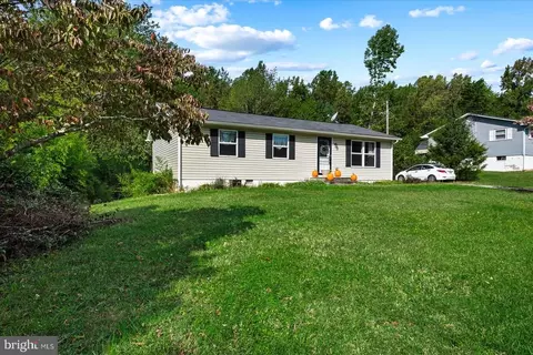 10932 Piedmont Dr, Fredericksburg, VA 22407