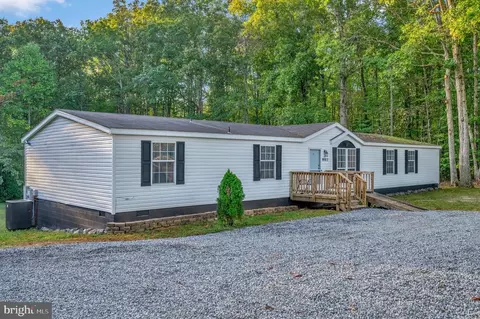 9863 Red Hill Rd, Spotsylvania, VA 22553