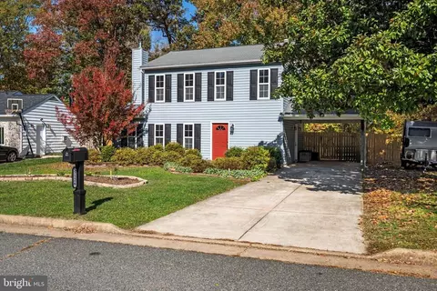 5126 Macnamara Dr, Fredericksburg, VA 22407