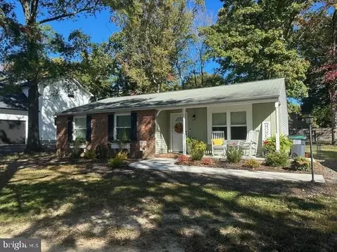 5513 Peters Ln, Fredericksburg, VA 22407