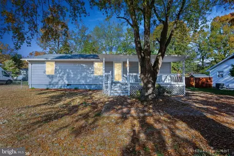 5517 Larch St, Fredericksburg, VA 22407