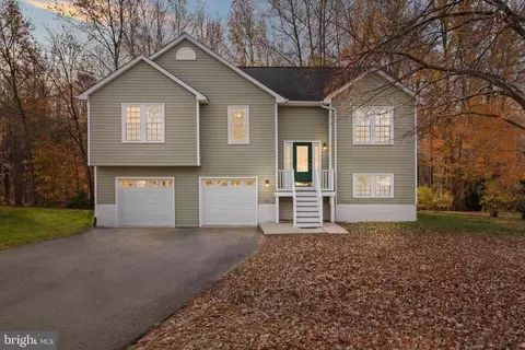 5910 Alicia Ct, Fredericksburg, VA 22407