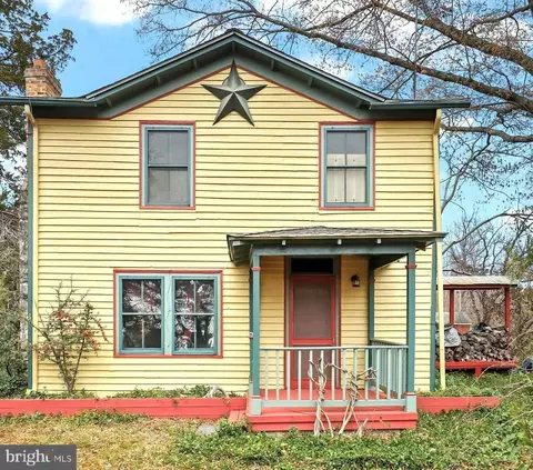 4309 Lewiston Rd, Bumpass, VA 23024