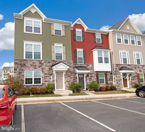 9909 Cedarmass Cir, Fredericksburg, VA 22408