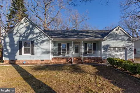 11303 Crown Ct, Fredericksburg, VA 22407