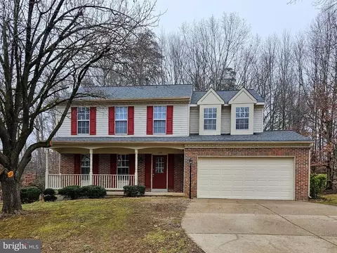 11318 Springfield Dr, Fredericksburg, VA 22408