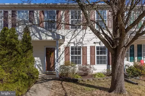 9625 Dominion Forest Cir, Fredericksburg, VA 22408