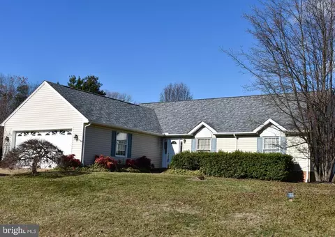6007 Reagan Dr, Fredericksburg, VA 22407