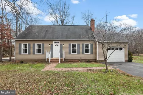 5814 Queens Mill Cir, Fredericksburg, VA 22407