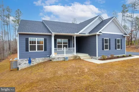 8935 Avon Dr, Partlow, VA 22534 photo 5