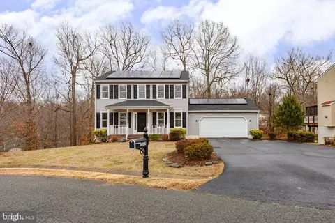 10009 Shadowridge Ct, Fredericksburg, VA 22407