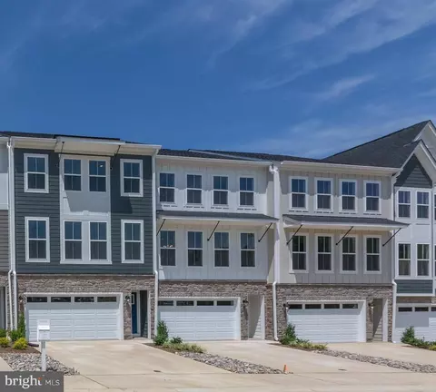 3810 Drayton Ct, Fredericksburg, VA 22408