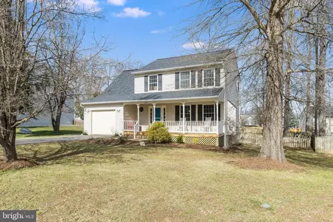 10115 Sharon Springs Dr, Fredericksburg, VA 22408
