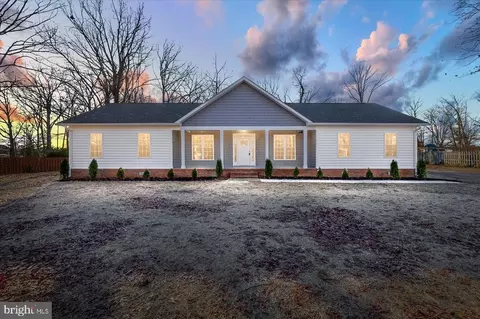 409 Tulip Poplar Ln, Fredericksburg, VA 22408