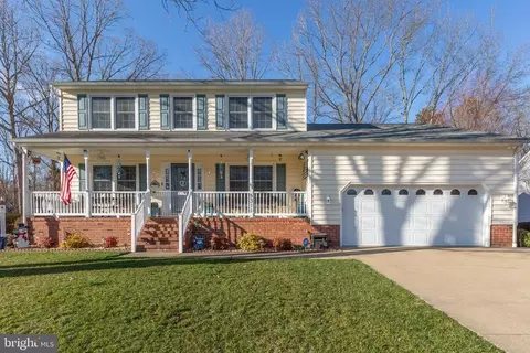 5311 Leavells Crossing Dr, Fredericksburg, VA 22407