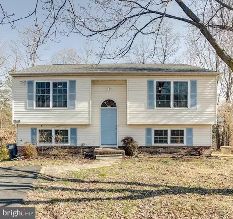 10005 Erlwood Ct, Fredericksburg, VA 22407