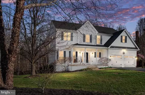 11005 N Lamont Ct N, Fredericksburg, VA 22407