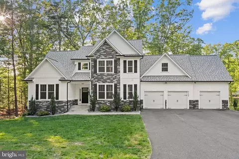 9104 Sylvan Acres Dr, Spotsylvania, VA 22553