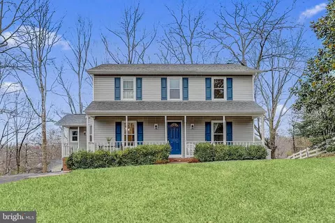 5 N Hill Ct N, Fredericksburg, VA 22407