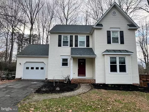 9815 Fendale Ln, Fredericksburg, VA 22408