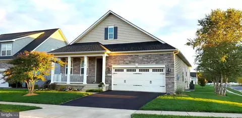 5825 S Mills Manor Ct S, Fredericksburg, VA 22407