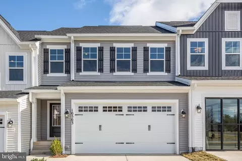 4209 Command Field Ct, Fredericksburg, VA 22408