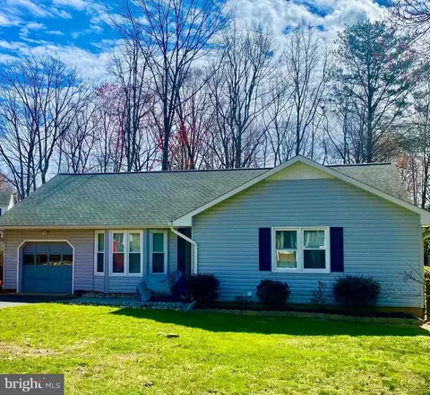 5428 Rainwood Dr, Fredericksburg, VA 22407