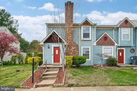 2215 Hamway Dr, Fredericksburg, VA 22407