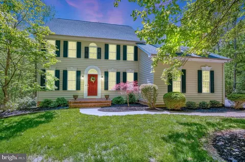 8304 Cannister Ct, Fredericksburg, VA 22407