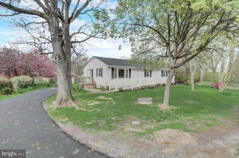 206 Pender St, Fredericksburg, VA 22408