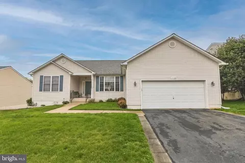 11102 Palladium Way, Fredericksburg, VA 22407