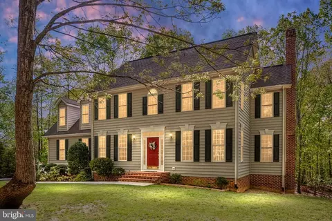 13607 Perimeter Dr, Fredericksburg, VA 22407