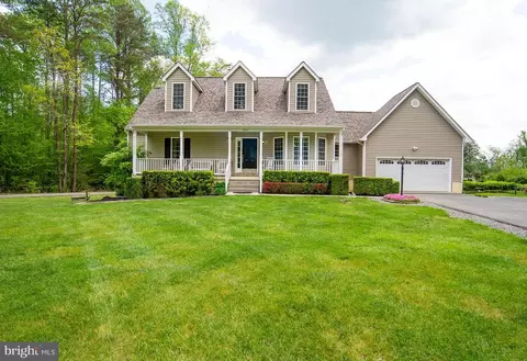 10945 Ashby Dr, Fredericksburg, VA 22407