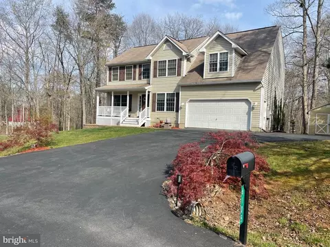 6105 Bills Rd, Mineral, VA 23117