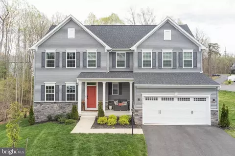 5310 Mulberry Dr, Fredericksburg, VA 22407