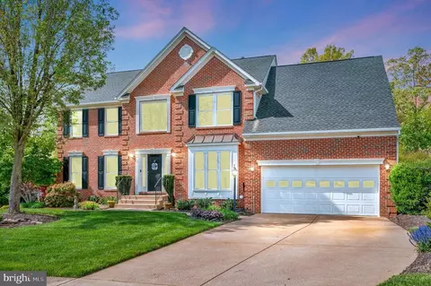 10402 N Mcclellan Dr N, Fredericksburg, VA 22408