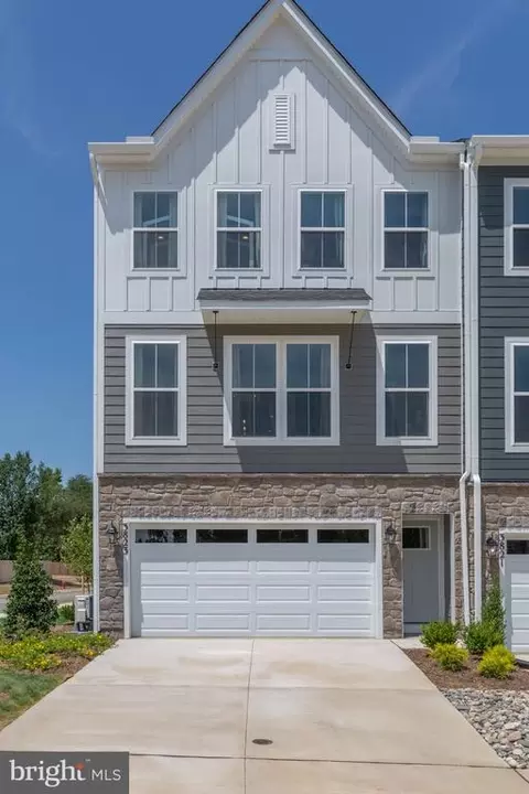 3823 Drayton Ct, Fredericksburg, VA 22408