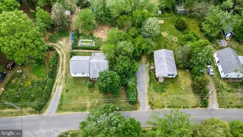 1510 Heatherstone Dr, Fredericksburg, VA 22407