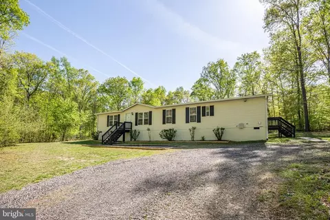 9508 Secca Dr, Fredericksburg, VA 22407