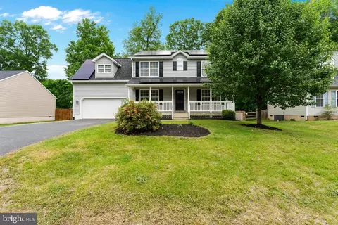 10115 S Fulton Dr S, Fredericksburg, VA 22408