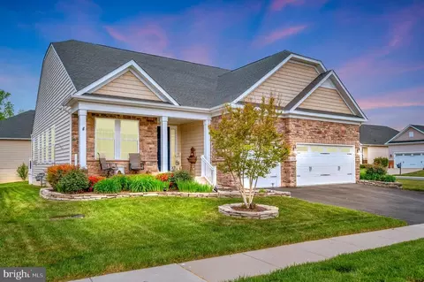 5928 S Mills Manor Ct S, Fredericksburg, VA 22407