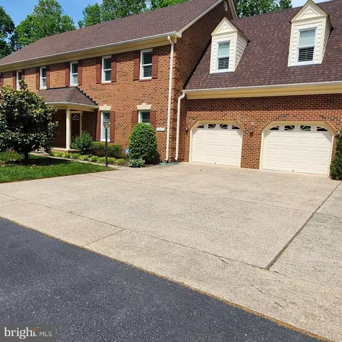 10103 Four Iron Ct, Fredericksburg, VA 22408