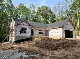 8317 Robert E Lee, Spotsylvania, VA 22551