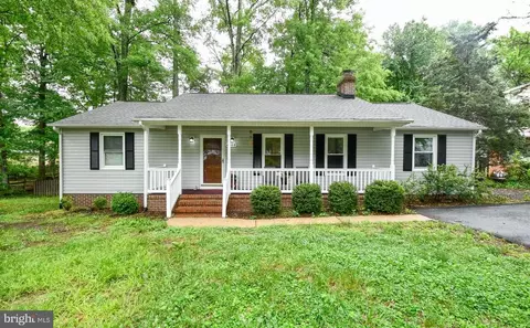 4009 Glazebrook Dr, Fredericksburg, VA 22407