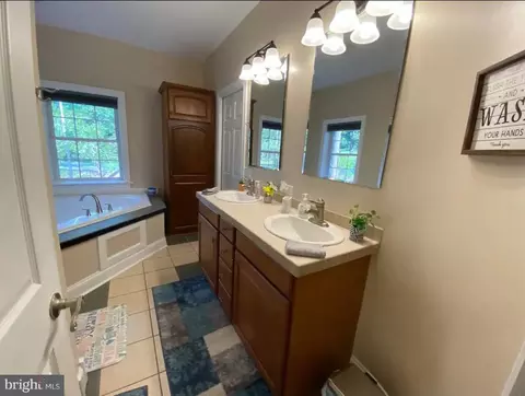 7207 Old Dickersons Rd, Orange, VA 22960 photo 8