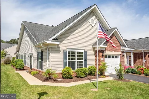 9410 Fyvie Ln, Fredericksburg, VA 22408