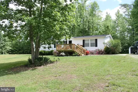 6937 Beagle Ln, Spotsylvania, VA 22551