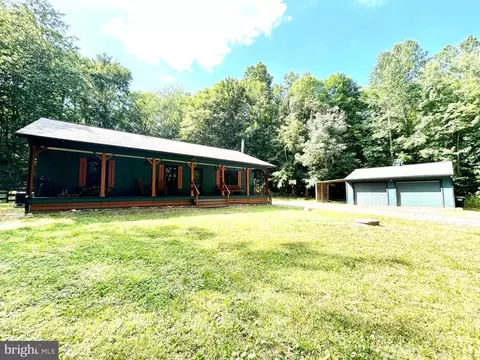 9807 Rapidan Dr, Fredericksburg, VA 22407